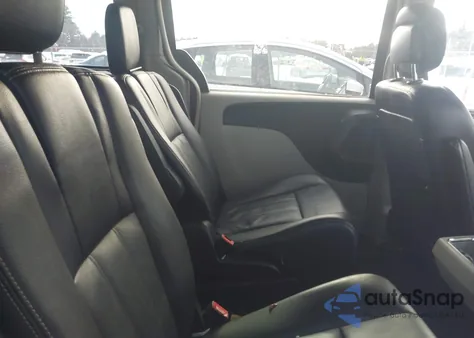 2015 Chrysler Town & Country Touring z USA, uszkodzony, nr VIN 2C4RC1BGXFR564901